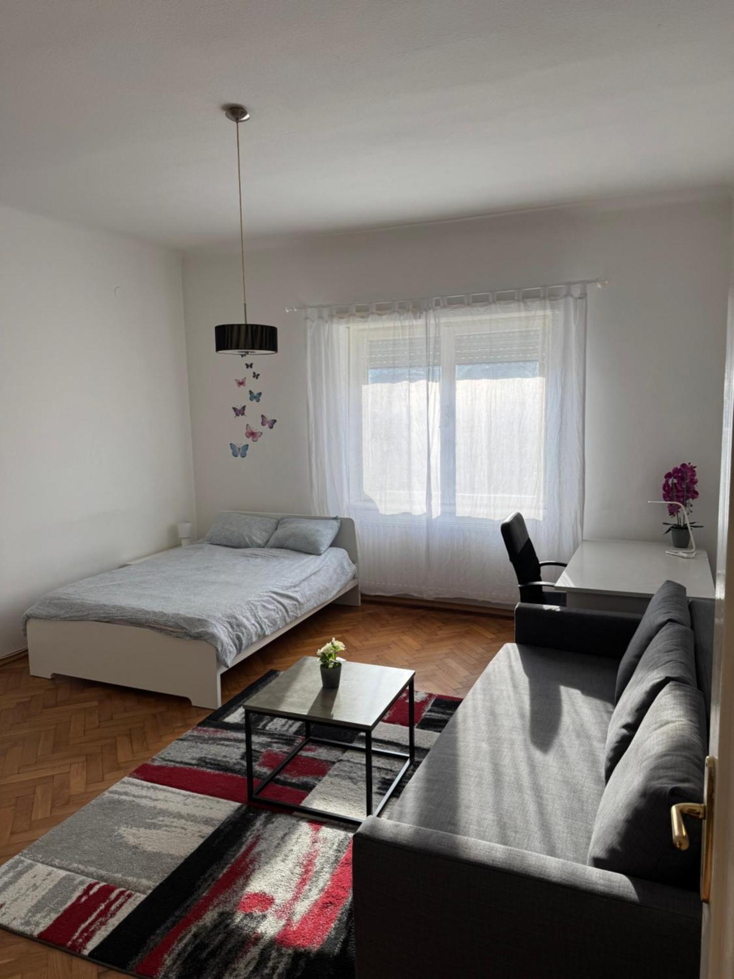 Studio Apartman Thalia Загреб Экстерьер фото