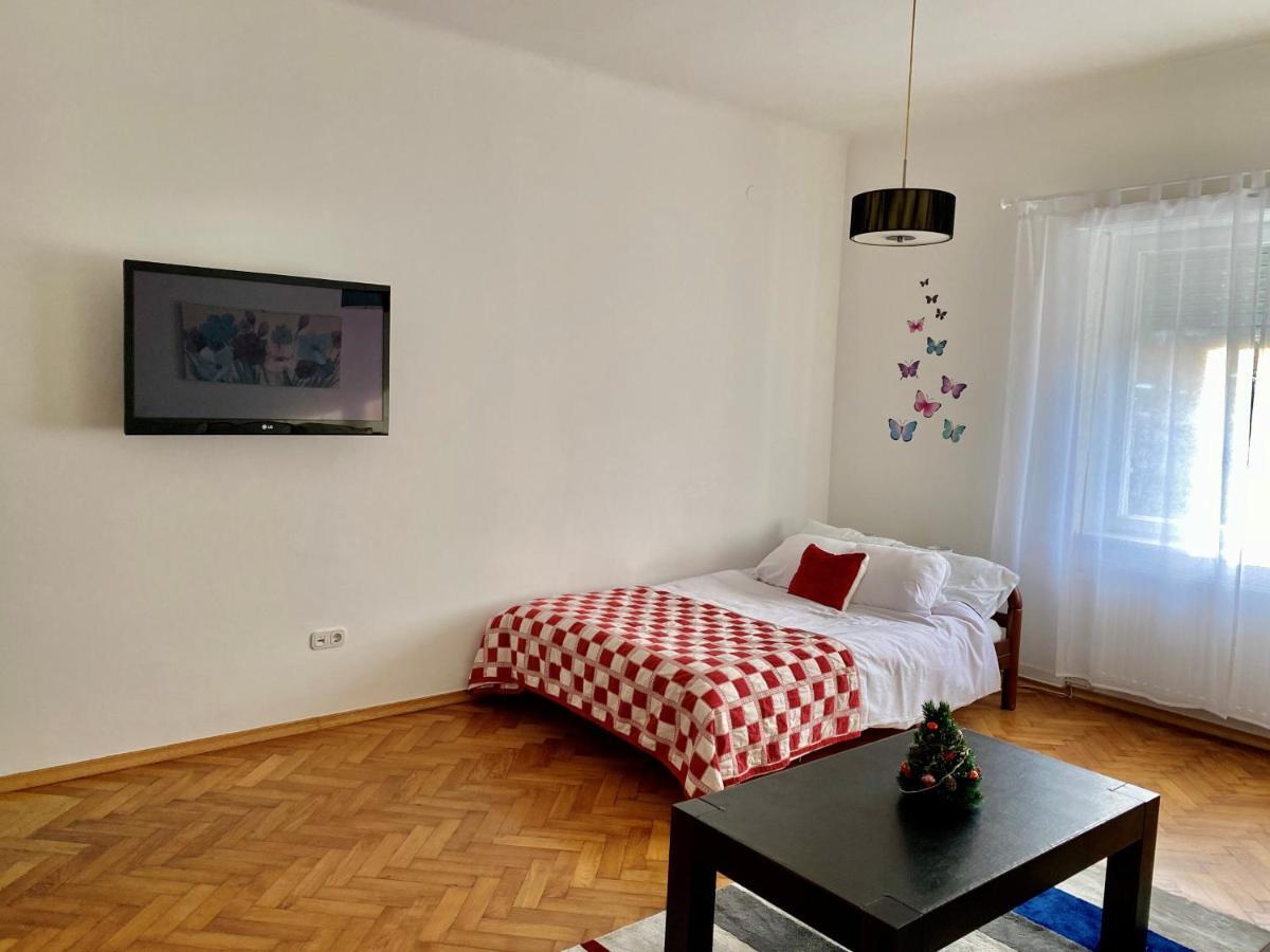 Studio Apartman Thalia Загреб Экстерьер фото